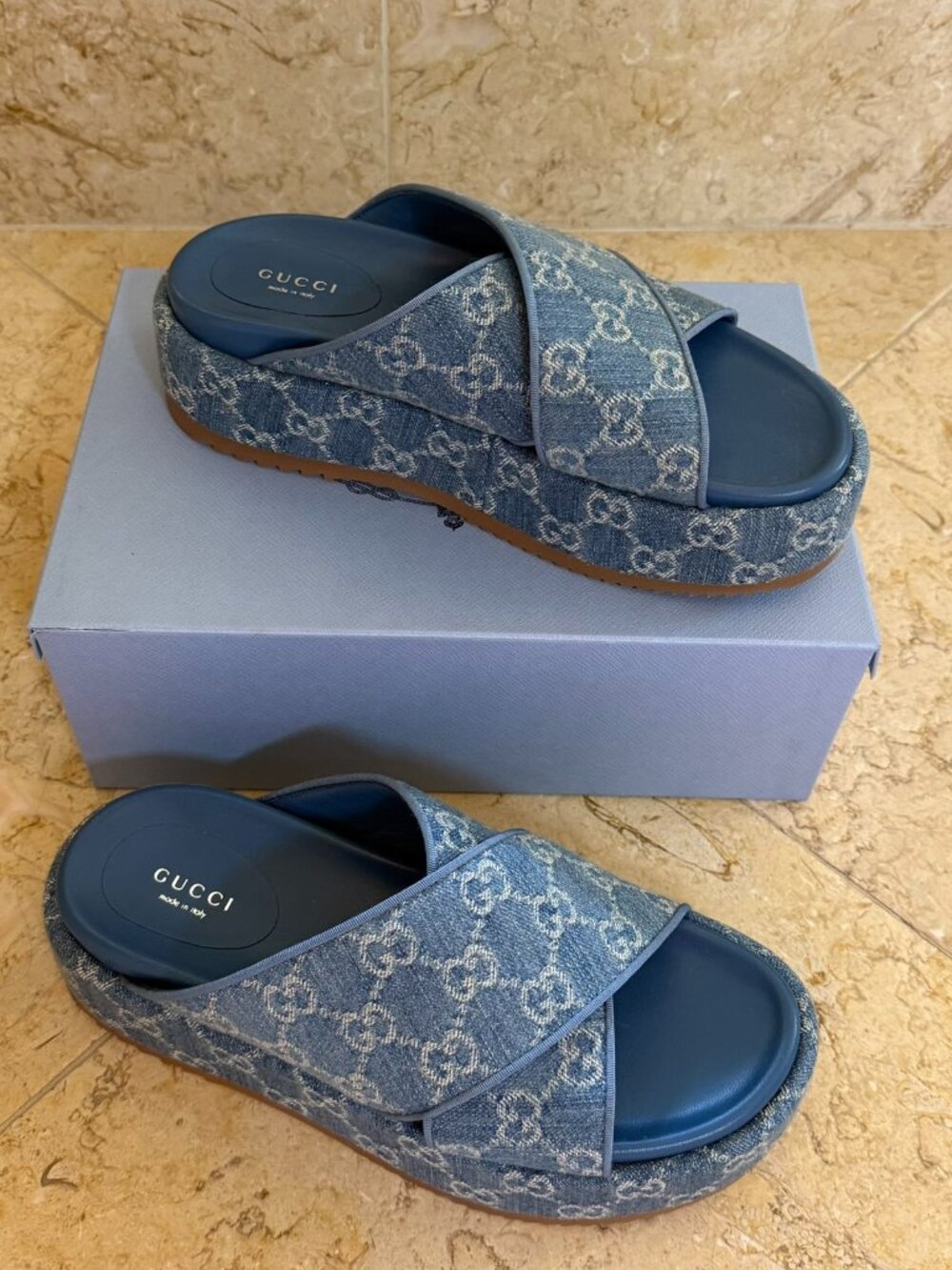 Gucci GG Angelina platform sandal denim sz 39 / 8.5